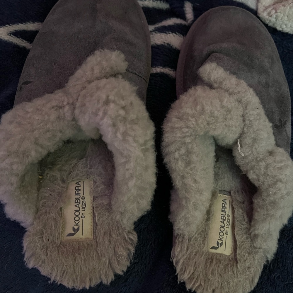 slippers